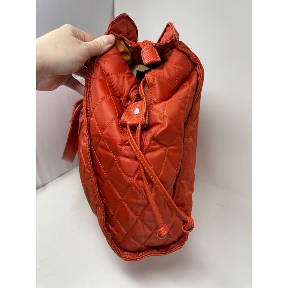 Ellen Tracy‎ Orange Quilted Weekender Bag Tote Travel Duffle Pockets Large FLAW - Picture 4 of 11